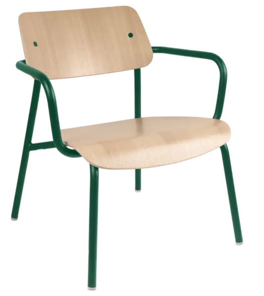 Cedar green Fermob Studie oak lounge armchair with a metal frame, featuring a comfortable wooden seat and backrest.