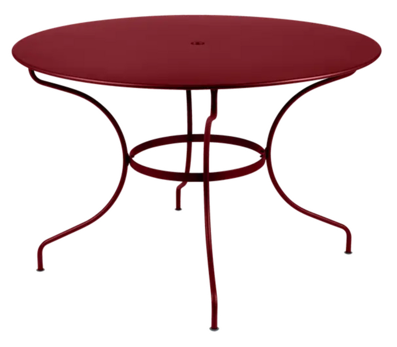 Load image into Gallery viewer, Fermob OPÉRA+ outdoor metal table with 117 cm diameter, six-seater design, vibrant red Chilli color, suitable for patio or garden.
