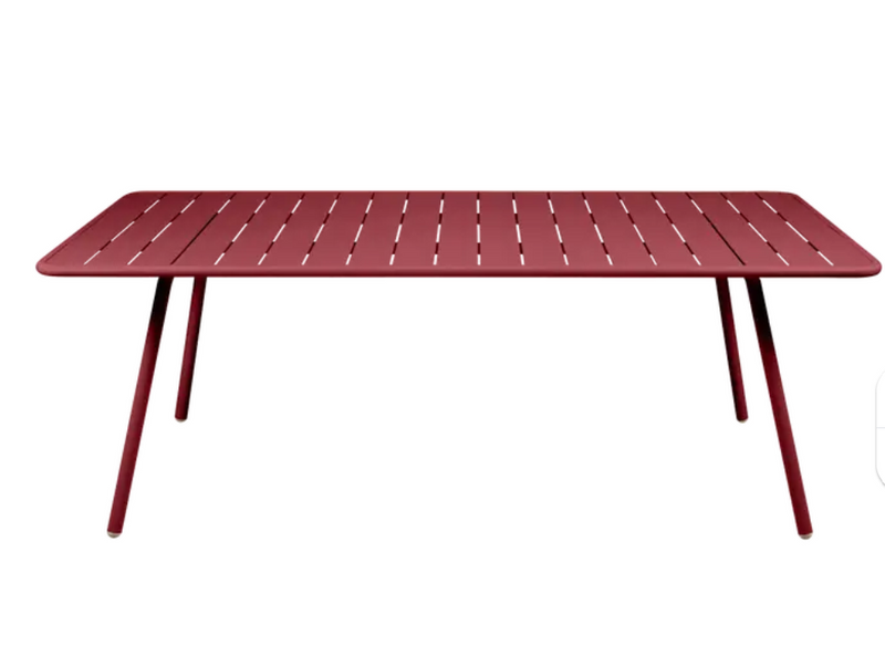 Load image into Gallery viewer, Fermob Luxembourg outdoor table measuring 210x100 cm with a vibrant Chilli finish, ideal for garden or patio use.
