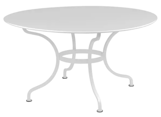 Cotton white Fermob Romane round table with 137cm diameter, suitable for up to 8 guests, outdoor or dining space furniture