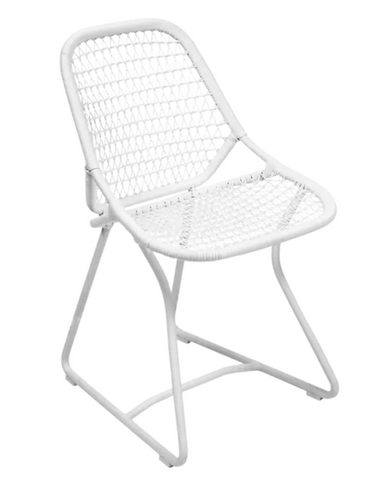 Fermob Cotton White Sixties outdoor chair for restaurant and hospitality seating, stylish and weather-resistant outdoor furniture.