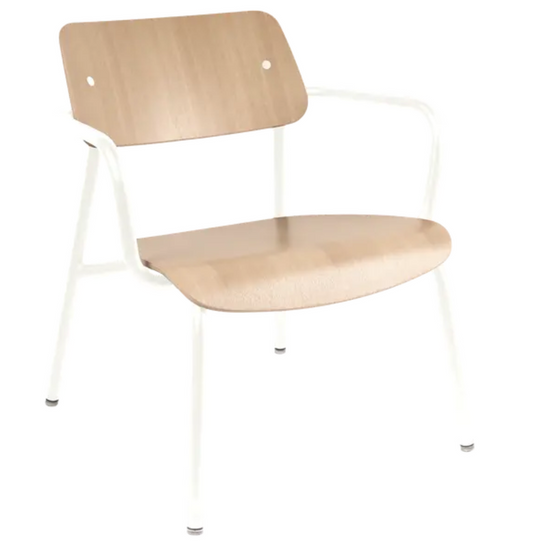 Cotton white Fermob Studie Oak lounge armchair with a metal frame, modern design, suitable for office or living room furniture.