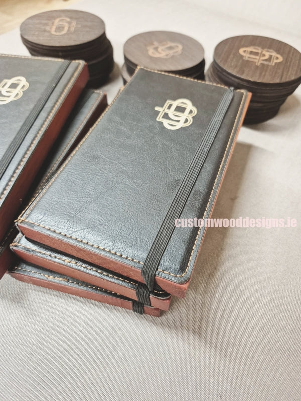 Load image into Gallery viewer, Black leather style bill presenter with coin holder pack of 10
