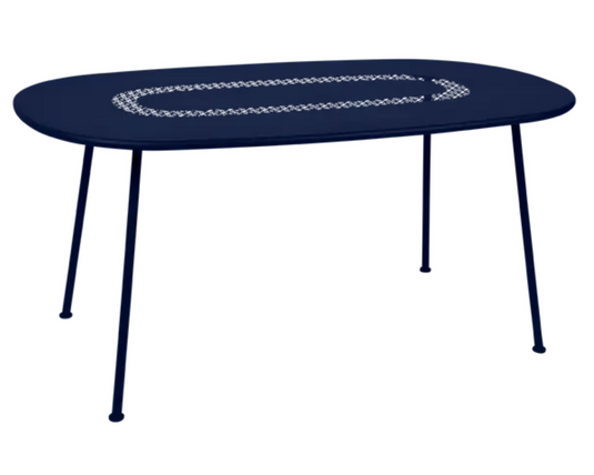 Deep blue Fermob Lorette oval metal outdoor table, 160 x 90 cm, ideal for dining and outdoor furniture.