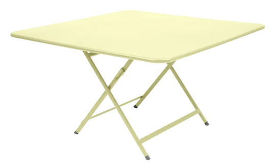 Fermob Caractère foldable outdoor table in frosted lemon finish, 128x128 cm, eight-seater, ideal for outdoor dining and gatherings.