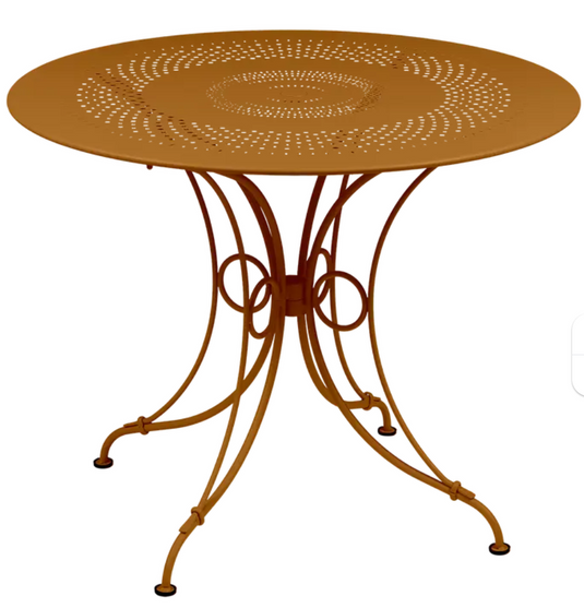 Fermob 1900 outdoor table with 96cm diameter, round metal table perfect for garden or patio outdoor furniture.