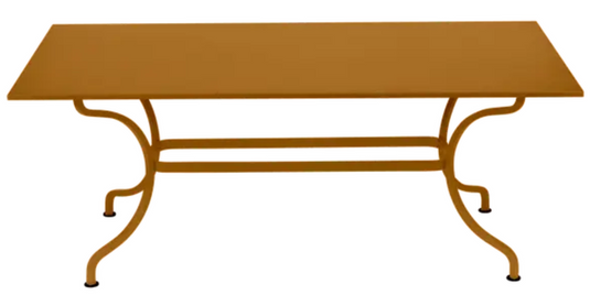 Fermob Romane table in gingerbread color, 180x100 cm, designed for up to 8 guests, outdoor dining furniture