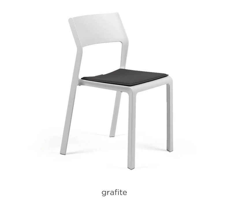 Load image into Gallery viewer, Grafite Nardi Trill Bistrot Cushion on outdoor chair, showcasing comfort and style for patio furniture.
