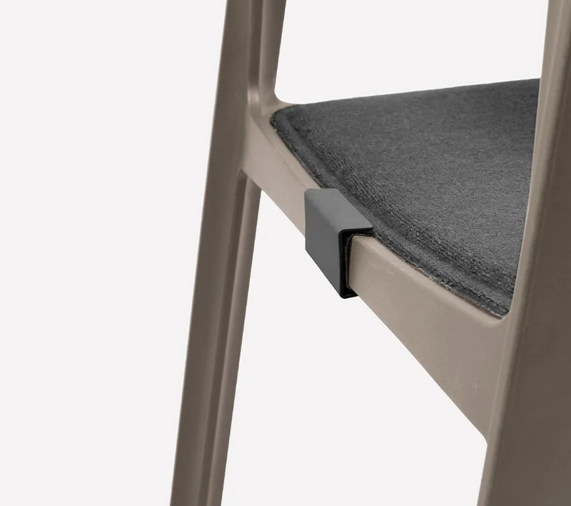 Load image into Gallery viewer, Grafite Nardi Trill armchair cushion on outdoor patio chair, showcasing comfortable, weather-resistant cushion for patio furniture.
