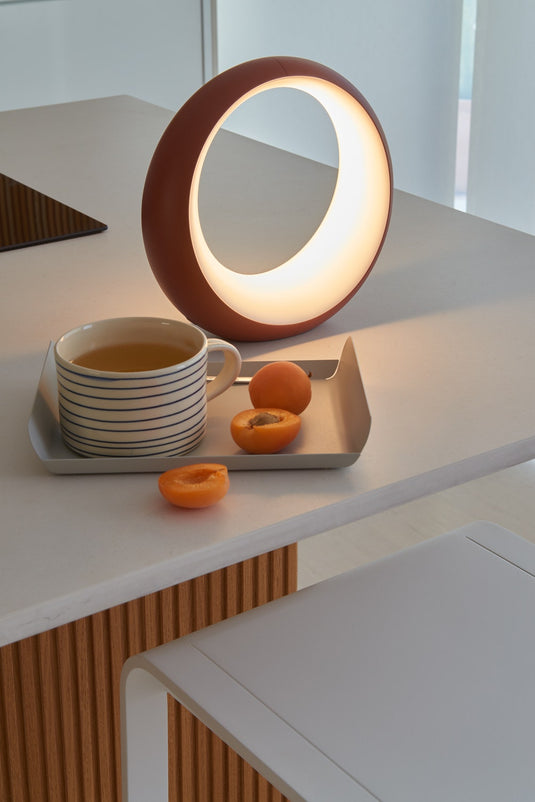 Fermob Hoopik Wireless Table Lamp Ø24 cm – lifestyle