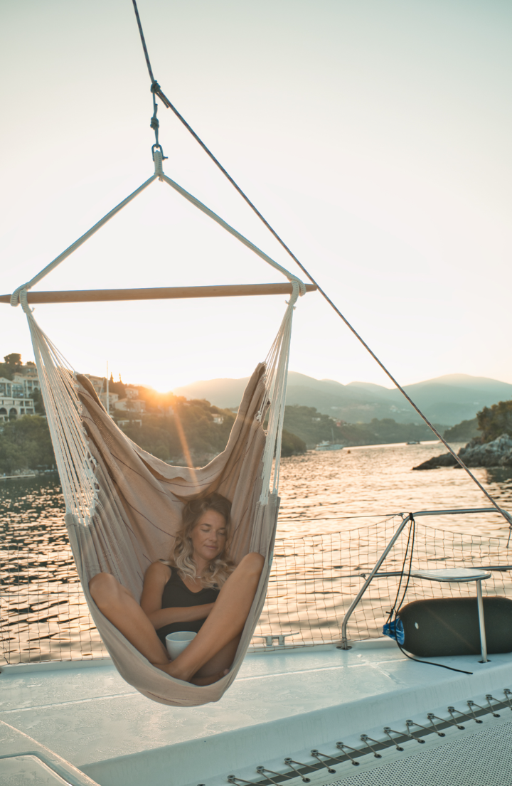 Load image into Gallery viewer, Artista XL Hanging Chair with Footrest
