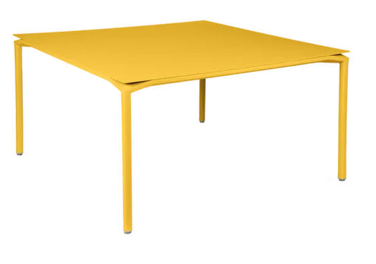 Fermob CALVI square dining table, 140x140 cm, honey finish, sturdy metal table designed for eight seats, modern outdoor furniture