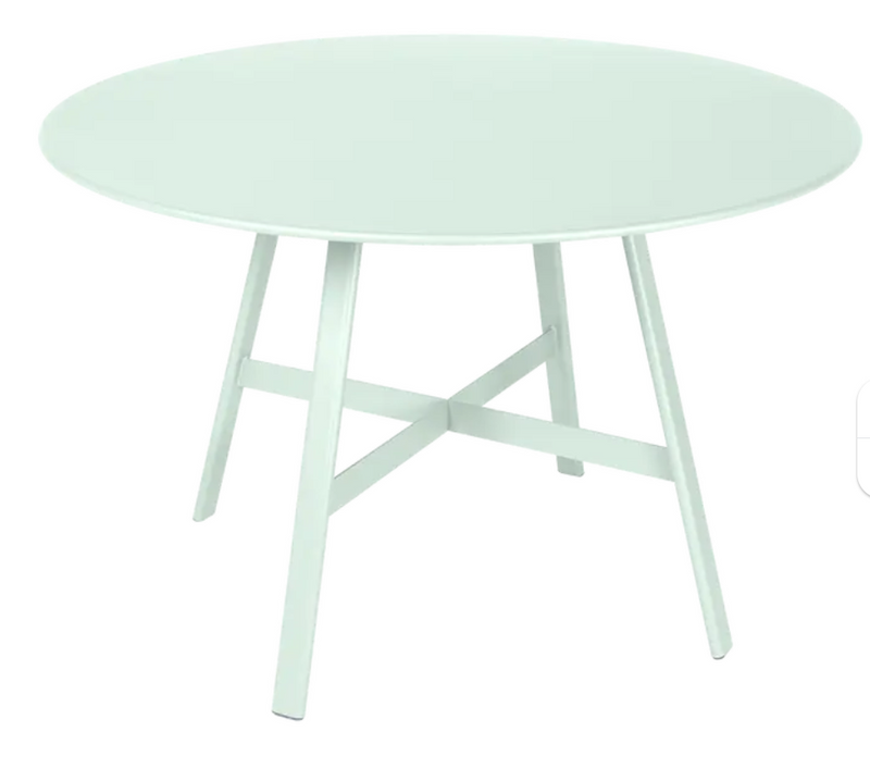 Load image into Gallery viewer, Fermob SO'O oval oak table with 117 cm diameter, ice mint finish, ideal for restaurant or hotel settings

