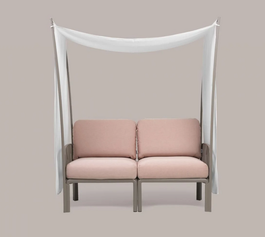 Nardi Komodo Ombra 2 Sunshade attached to Komodo accessories sofa, providing stylish outdoor shade for patio furniture.