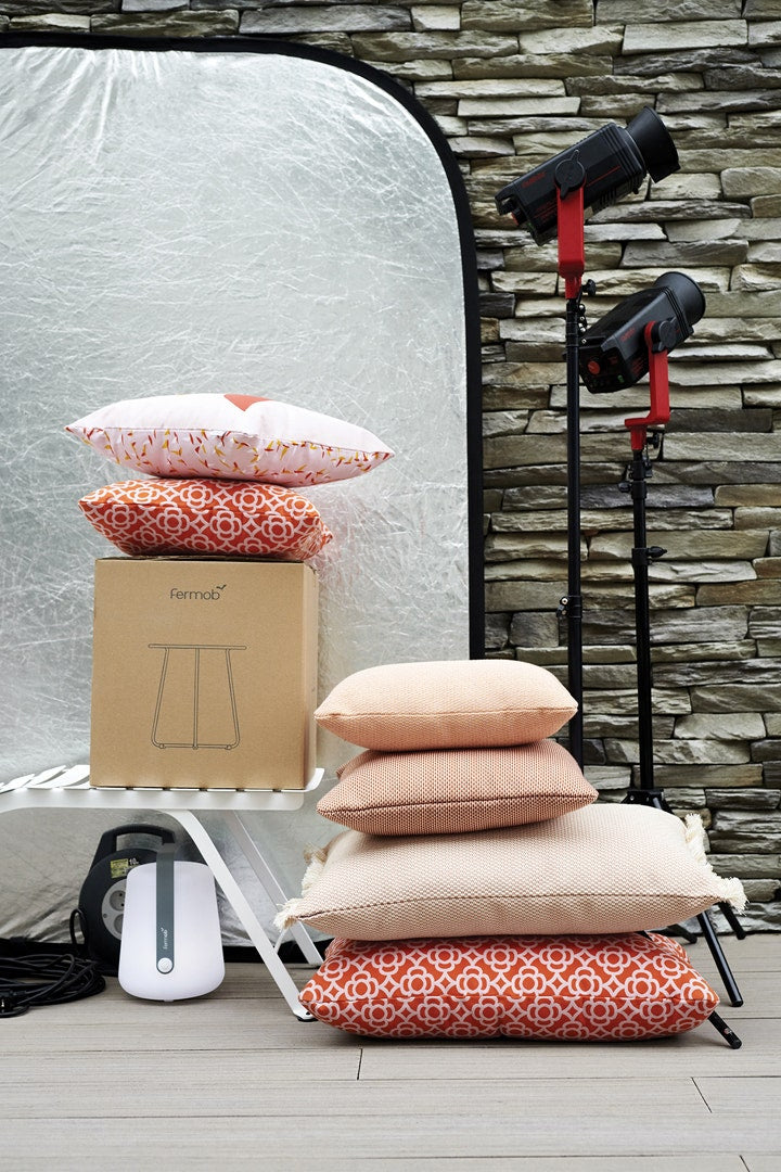Load image into Gallery viewer, Fermob Evasion Outdoor Cushion 68 x 44 cm – lifestyle
