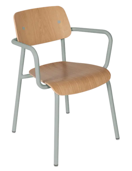 Fermob Studie Oak outdoor armchair with grey lapili cushions, stylish wooden frame, ideal for outdoor seating and relaxation.
