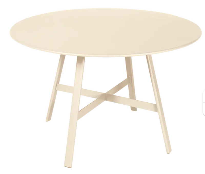 Load image into Gallery viewer, Fermob SO'O oval oak table with a latte beige finish, measuring 117 cm in diameter, ideal for restaurant or hotel use.
