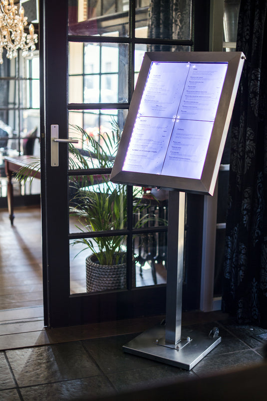 Securit Information Displays - Stainless Steel - Stainless Steel 69,5x52,3x6,5cm - in use