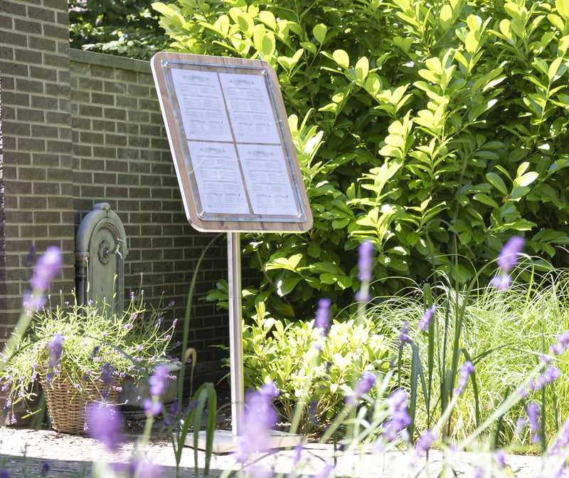 Load image into Gallery viewer, Securit Information Displays - Glass Star - Oak 74,4x57x3cm - in use
