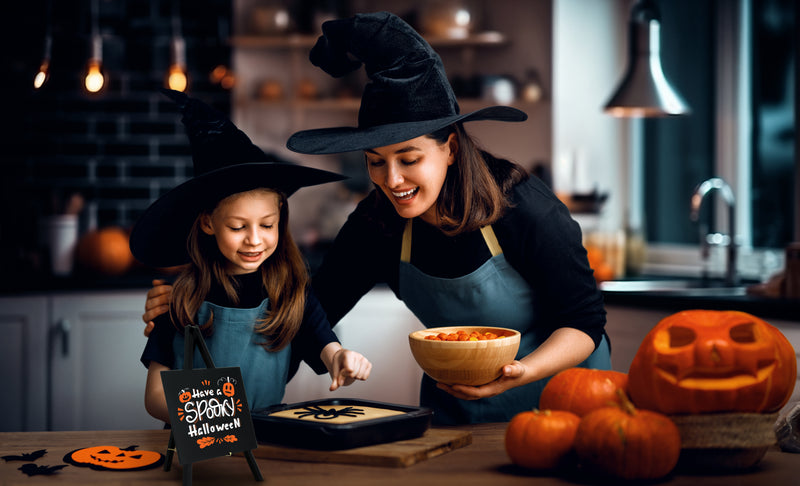 Load image into Gallery viewer, Securit Table Chalkboards - Mini Easel - Black 24,4x15x13,5cm - Pack of 10 - in use
