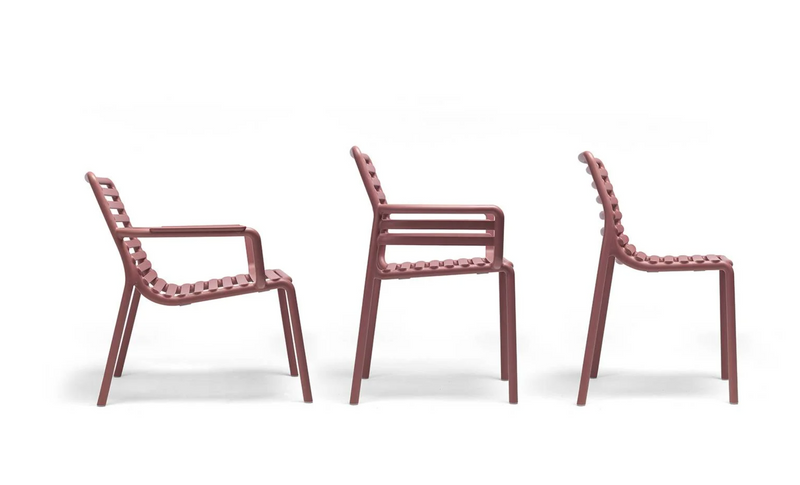 Load image into Gallery viewer, Nardi Doga outdoor armchair with Marsala-colored woven resin seat and curved armrests, suitable for garden or patio use.
