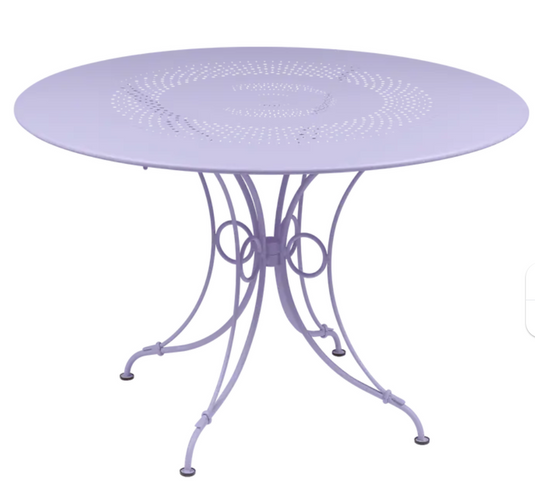 Fermob 1900 outdoor round table with 117cm diameter, stylish outdoor furniture for patios and gardens.