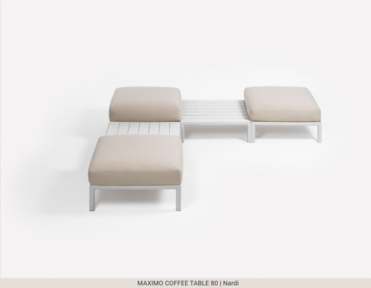 Nardi Maximo Tavolino 80 outdoor coffee table with sleek design, ideal for commercial outdoor restaurant settings.