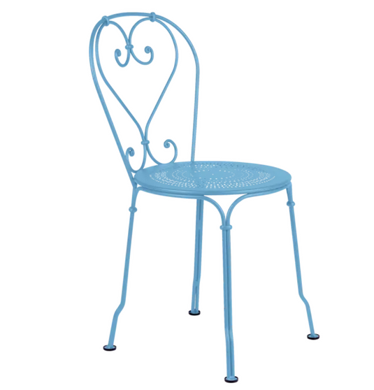 Maya blue Fermob 1900 outdoor chair with curved metal frame and slatted seat, suitable for garden or patio seating.