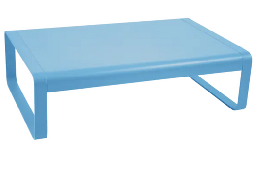 Fermob Bellevie low lounge table in Maya Blue, 103x75 cm, outdoor metal coffee table with sleek modern design.