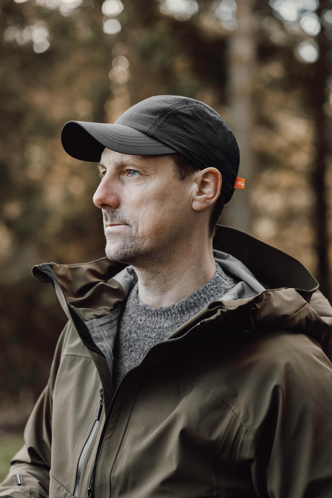 Load image into Gallery viewer, Nordic Drift RCS Aero UPF 50+ cap, lightweight headwear with a sleek design, ideal for sun protection and outdoor activities.
