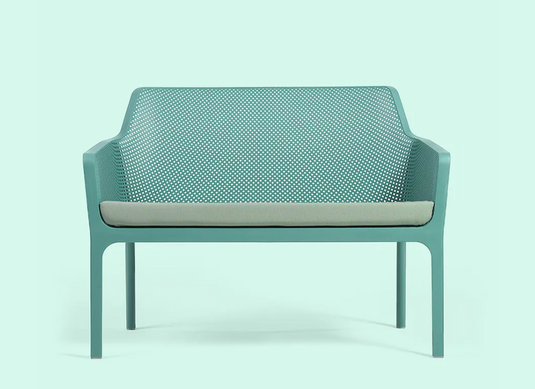 Nardi Net Bench Outdoor 2-seater made of weather-resistant material, featuring a modern design suitable for outdoor patio or garden.