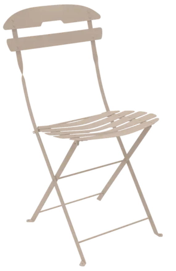 Fermob LA MÔME Chai folding chair in nutmeg color, lightweight and foldable patio furniture for outdoor seating.