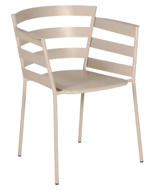 Fermob RYTHMIC outdoor armchair in nutmeg color, showcasing its stylish design and comfortable seating for outdoor spaces.