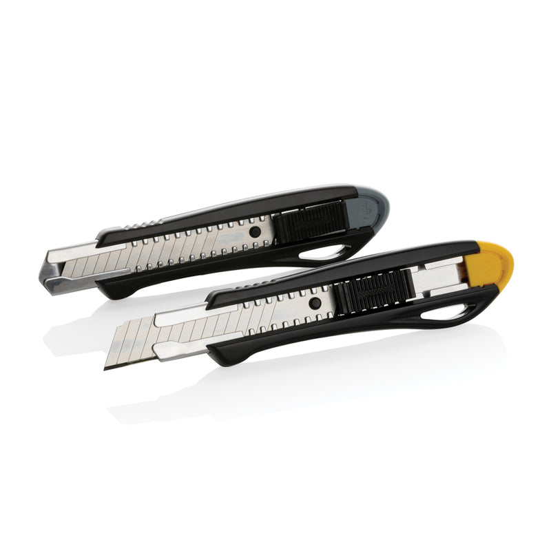 Load image into Gallery viewer, Refillable RCS recycled plastic professional knife - Custom Wood Designs
