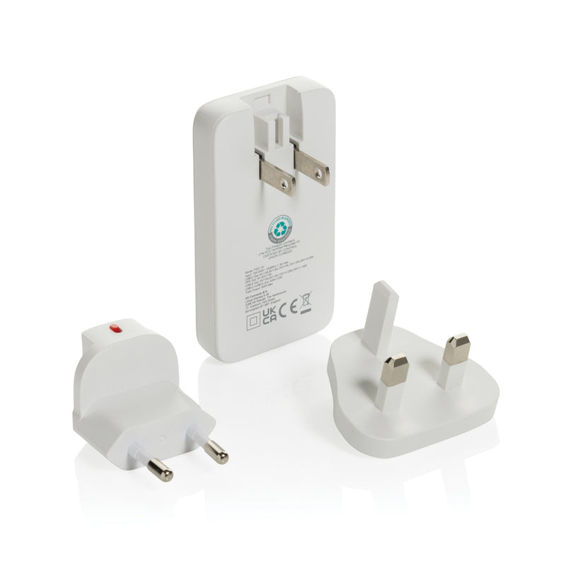 Load image into Gallery viewer, Fluxo RCS 65W flat GAN charger with universal connectors - Custom Wood Designs
