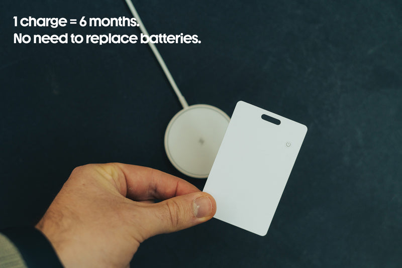 Load image into Gallery viewer, XD Collection Findit RCS ultra-thin rechargeable phone and tablet finder card with keyring attachment, compact and lightweight accessory.
