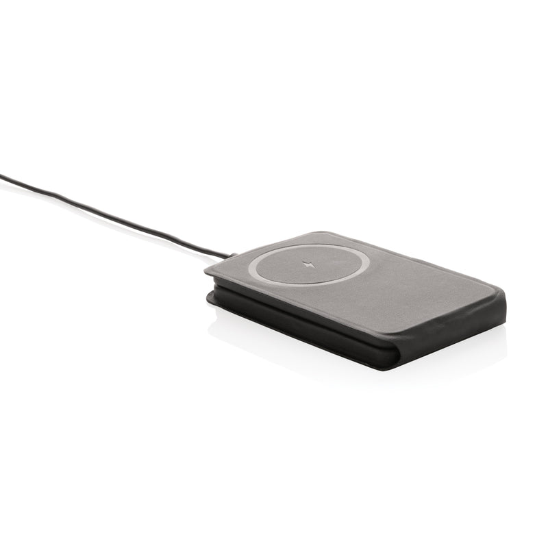 Load image into Gallery viewer, Swiss Peak RCS rPU 15W  3-in-1 magnetic wireless charger - Custom Wood Designs
