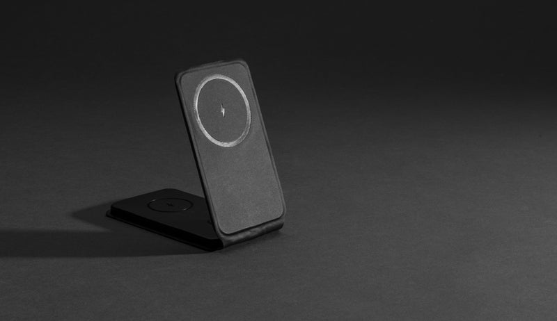 Load image into Gallery viewer, Swiss Peak RCS rPU 15W  3-in-1 magnetic wireless charger - Custom Wood Designs
