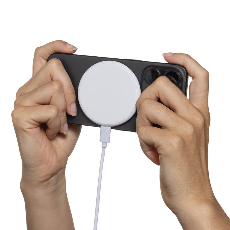 Load image into Gallery viewer, Magnapad 15W RCS rplastic magnetic 3 in 1 charging pad - Custom Wood Designs
