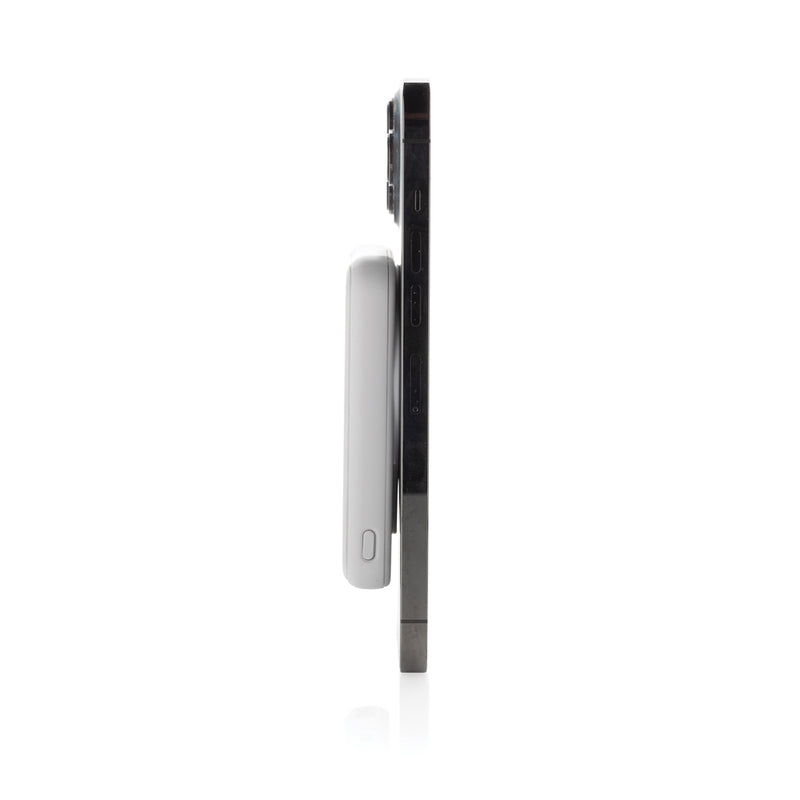 Load image into Gallery viewer, XD Collection Stellar RCS recycled plastic 5000mAh 5W magnetic powerbank for phones and tablets, shown with magnetic attachment
