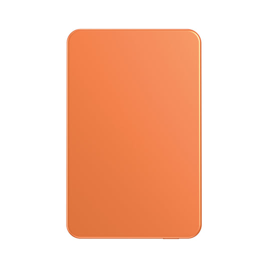 Urban Vitamin Marin 5000mAh magnetic wireless powerbank for phones and tablets, with 15W fast charging in a sleek design.