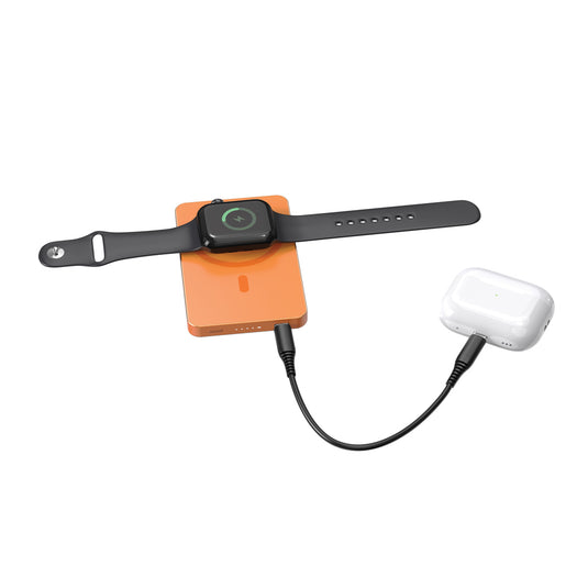 Urban Vitamin Marin 5000mAh magnetic wireless powerbank for phones and tablets, with 15W fast charging.