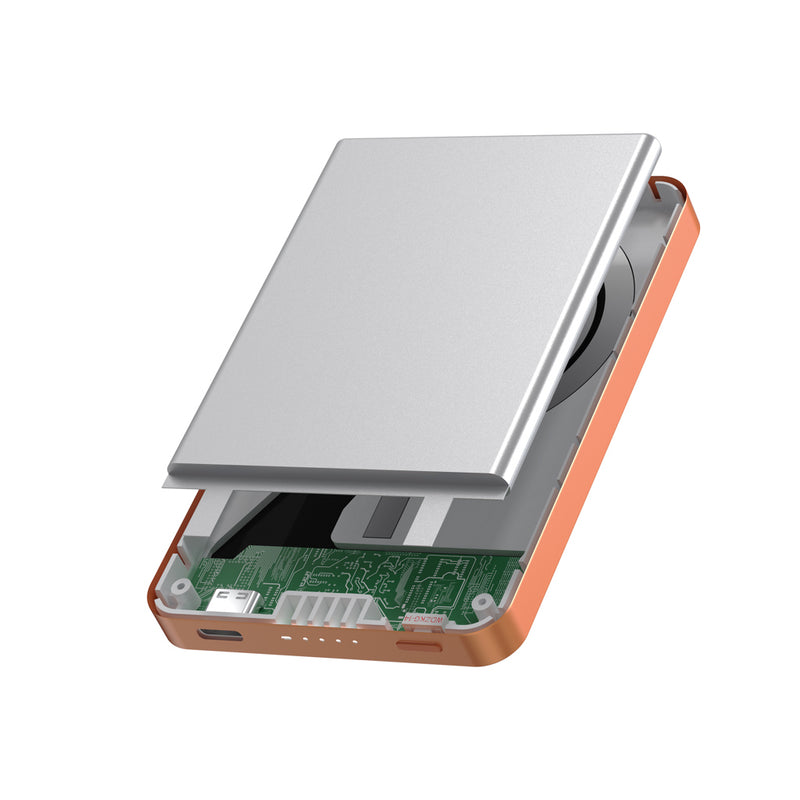 Load image into Gallery viewer, Urban Vitamin Marin 5000mAh magnetic wireless powerbank for phones and tablets with 15W fast charging.
