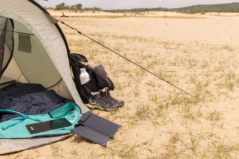 Load image into Gallery viewer, Solarpulse rplastic portable Solar panel 10W - Custom Wood Designs
