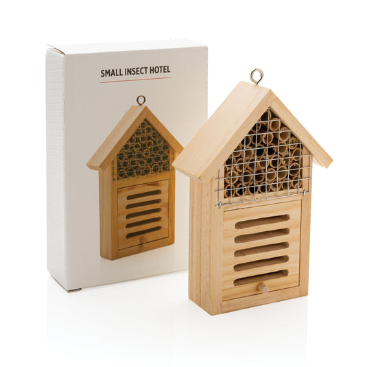 Small insect hotel - Custom Wood Designs