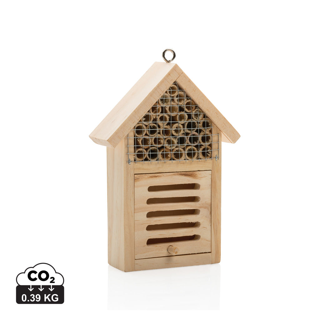 Small insect hotel for beneficial insects | Custom Wood Designs