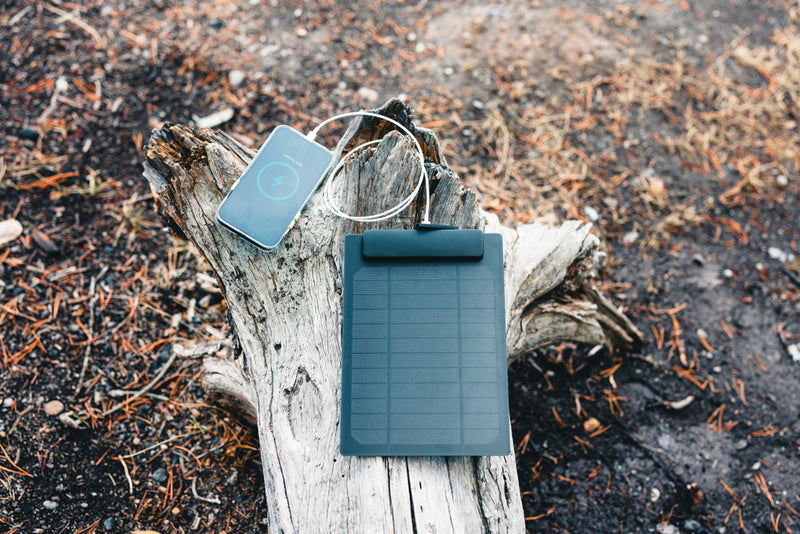 Load image into Gallery viewer, Pedro AWARE™ RPET deluxe cooler bag with 5W solar panel - Custom Wood Designs
