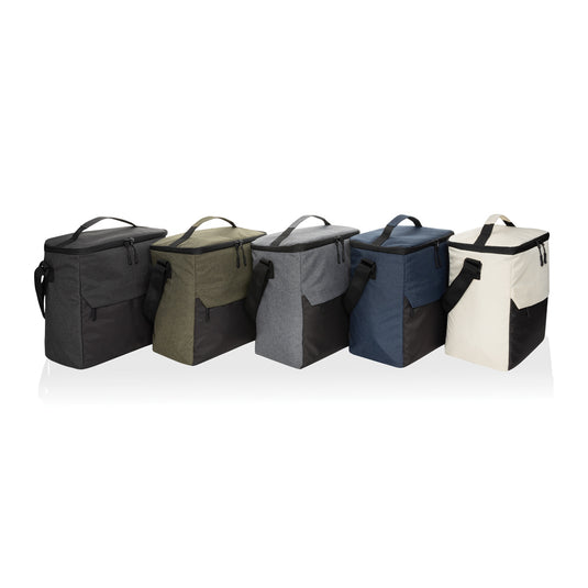 XD Collection Kazu AWARE™ RPET outdoor cooler bag with insulated interior and adjustable strap, ideal for picnics and outdoor activities.