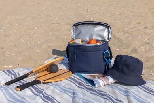 XD Collection Sonny Aware™ RPET outdoor cooler bag with insulated interior and carry handles, designed for portability and eco-friendliness.