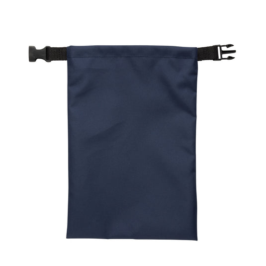 Foldable outdoor lunch bag from XD Collection, AWARE™ RPET snack strap bag in green with adjustable straps and compact design.